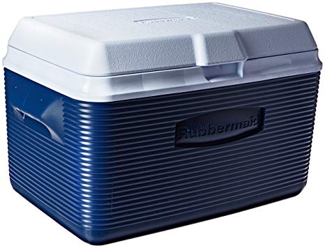 4 Rubbermaid Ice Coolers